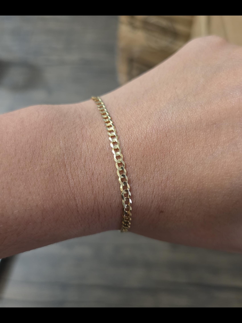 Classic Gold Link Bracelet for Women